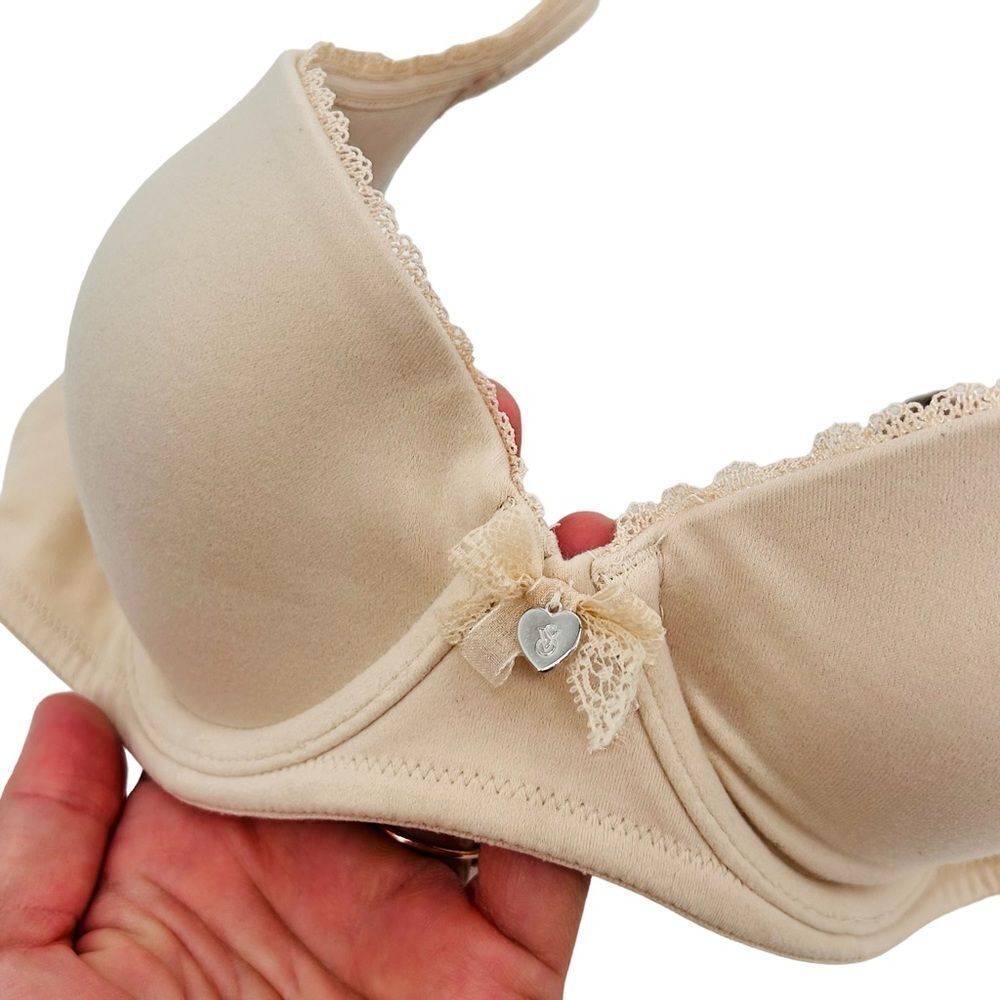 Victoria’s Secret light beige demi lightly lined bra size 32D - Picture 3 of 5
